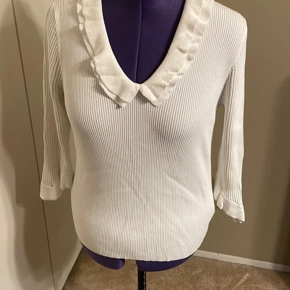 Jones New York Signature Sweater - Picture 1 of 3